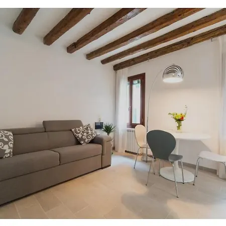 Design House Biennale Appartement Venise